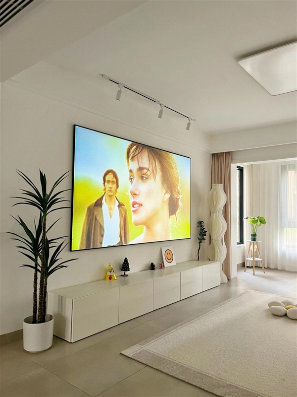 度天梯图：根据亮度价格选性价比最高的投影j9国际2024年618投影仪CVIA亮(图2)