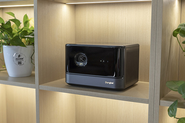 天梯图2024高亮度投影仪盘点 - 网J